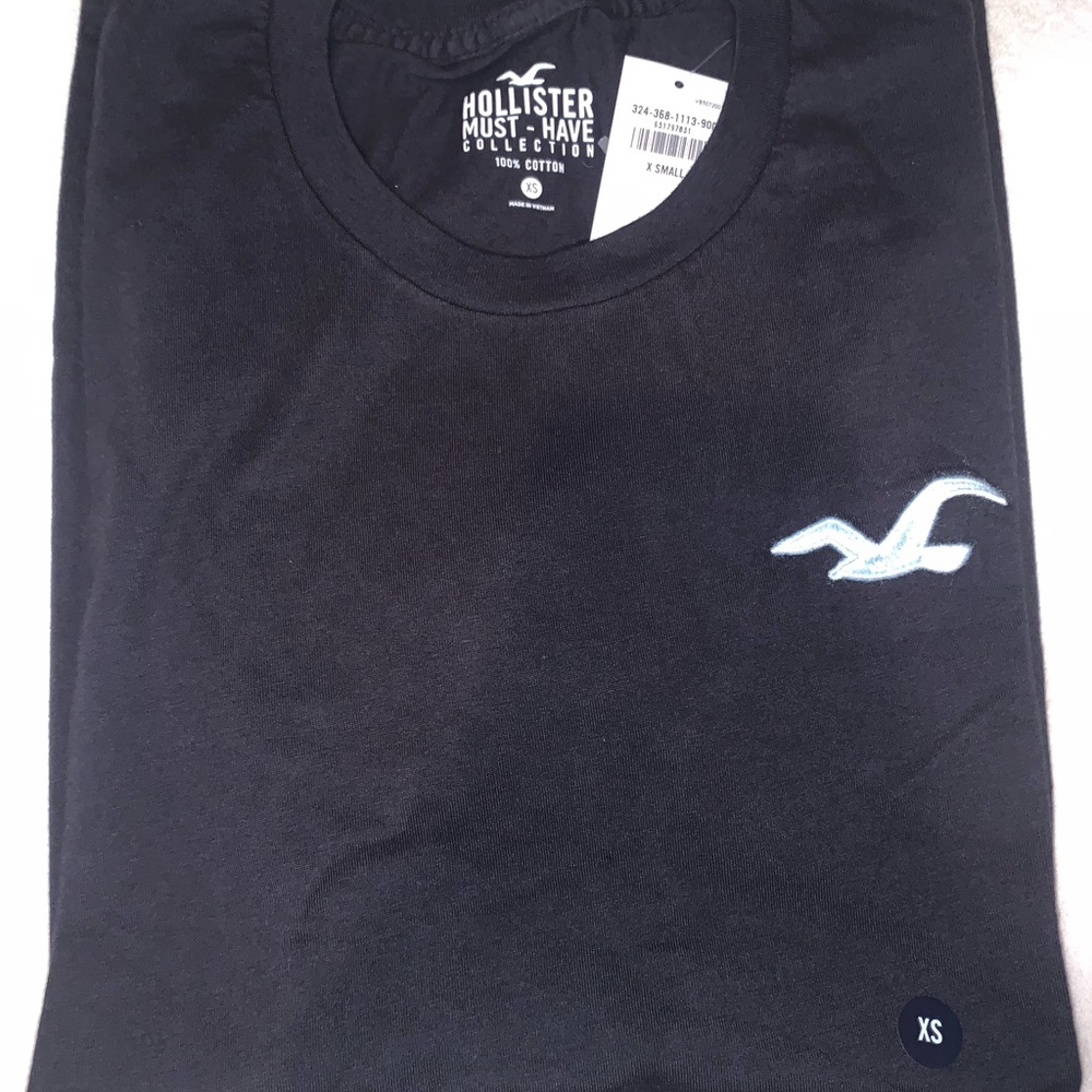 Hollister xs tee (black)